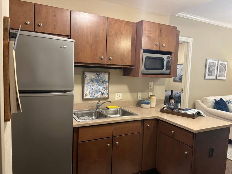 The Pavilion at Great Hills - Catered Living kitchen